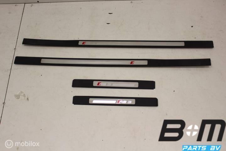 Set instaplijsten Audi RS3 8P Sportback 8P4853491J, Auto-onderdelen, Interieur en Bekleding, Gebruikt