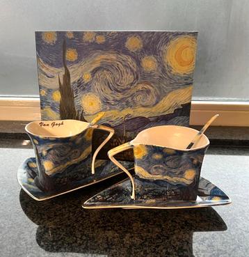 Nieuwe set kop en schotel Van Gogh Sterrennacht beschikbaar voor biedingen