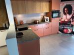 showroomkeuken Cerezo / Richard nieuw! 50% korting, Ophalen, Hoekkeuken, Rood, Graniet of Steen