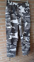 LEGER  COMBAT CAMOUFLAGE BROEK IN SIZE M., Verzamelen, Nederland, Ophalen of Verzenden, Landmacht, Kleding of Schoenen