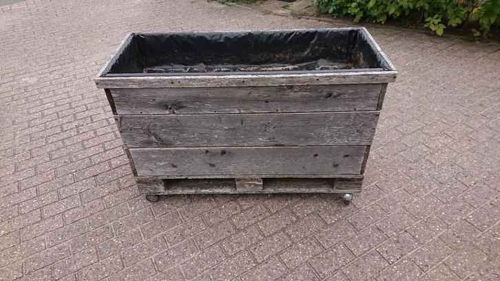 Plantenbak op wielen voor buiten, Tuin en Terras, Bloembakken en Plantenbakken, Gebruikt, Hout, Ophalen