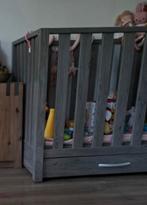 Twf box , grijs hout, Kinderen en Baby's, Ophalen, Zo goed als nieuw