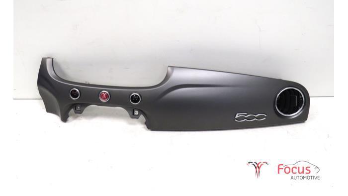 Luchtrooster Dashboard van een Fiat 500 Abarth, Auto-onderdelen, Dashboard en Schakelaars, Gebruikt, 6 maanden garantie, 12 maanden garantie