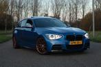 BMW M135i Stage 2 | 2015 | Full Option |, Auto's, BMW, Zwart, Blauw, Alcantara, Vierwielaandrijving