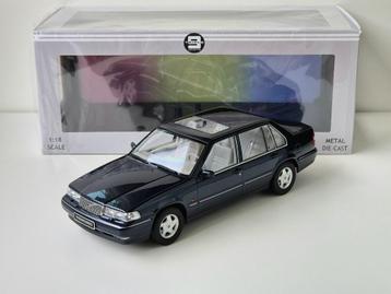 1:18 Triple9 Volvo 960 Nautic Blue 1996 beschikbaar voor biedingen