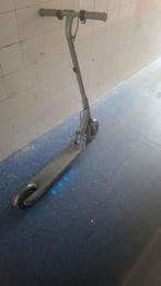 Elektrische step, Fietsen en Brommers, Steps, Ophalen of Verzenden, Zo goed als nieuw, Elektrische step (E-scooter)