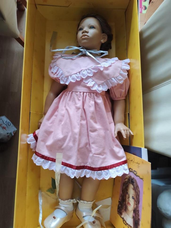 Lona van annette himstedt, Verzamelen, Poppen, Zo goed als nieuw, Pop, Ophalen