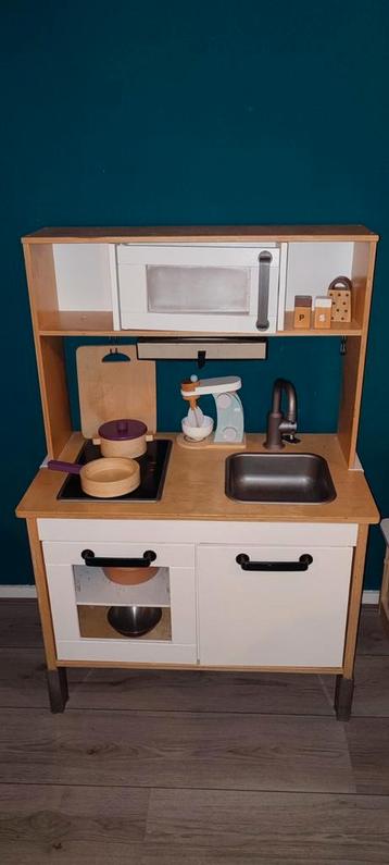 Ikea speel keuken  beschikbaar voor biedingen