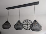 3 hanglampen aan zwart houten balk, Huis en Inrichting, Lampen | Hanglampen, Ophalen of Verzenden, Zo goed als nieuw, Minder dan 50 cm