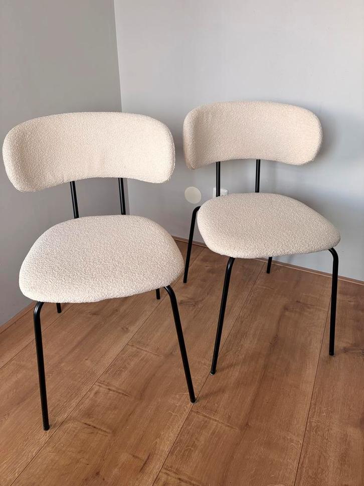 2 Beige Teddy Eetkamerstoelen, Huis en Inrichting, Stoelen, Nieuw, Twee, Stof, Wit, Ophalen
