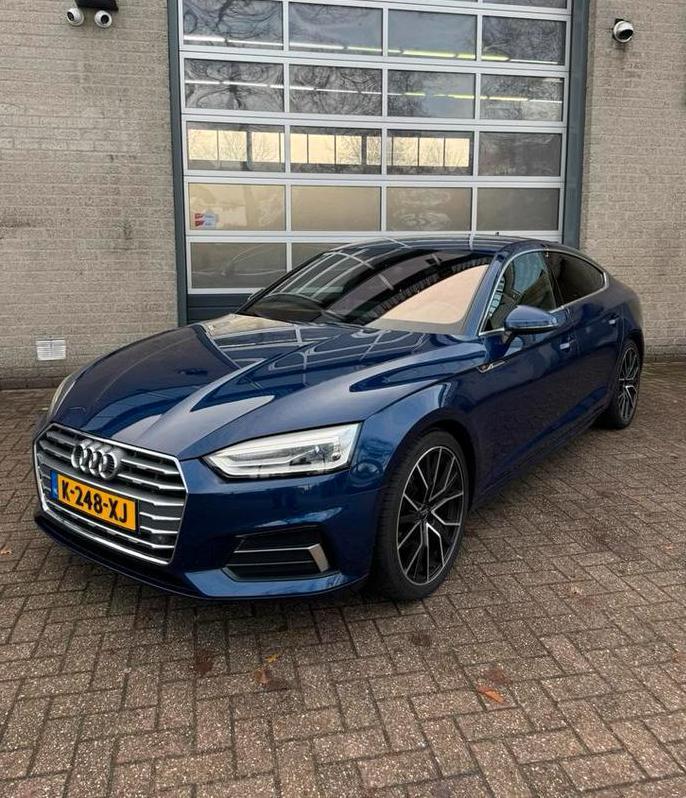 Audi A5 2.0 Tfsi Mhev 190pk S Tronic 2017 Blauw Topstaat!!, Auto's, Audi, Bedrijf, A5, Hybride Elektrisch/Benzine, B, Hatchback