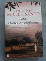Courtney Miller Santo - Onder de Olijfboom - Nederlandstalig, Ophalen of Verzenden, Gelezen, Courtney Miller Santo, Nederland