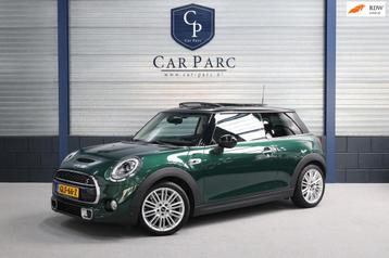 Mini Mini 2.0 Cooper S Chili Serious Business LED/SFEER/PANO beschikbaar voor biedingen