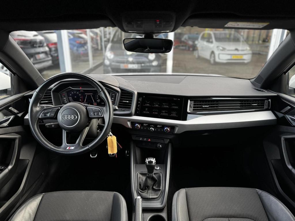 Audi A1 Sportback 25 TFSI S-Line|Virtual|LED|Carplay|5-drs, Auto's, Voorwielaandrijving, 95 pk, LED verlichting, Leder en Stof