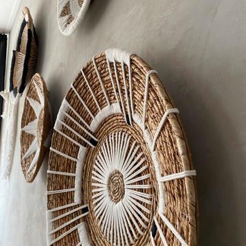 Te koop: Prachtige muurschalen / wanddecoratie beschikbaar voor biedingen