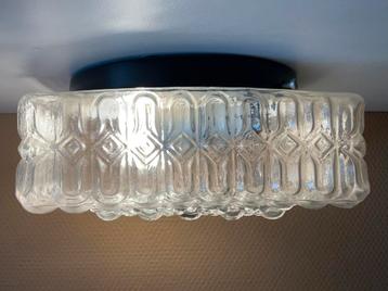 Vintage plafondlamp helder bewerkt glas beschikbaar voor biedingen