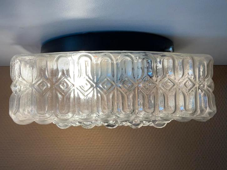 Vintage plafondlamp helder bewerkt glas, Huis en Inrichting, Lampen | Plafondlampen, Gebruikt, Glas, Metaal, Ophalen of Verzenden