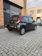 Toyota Aygo 1.0 X-play 5D 2019 Grijs Carplay/Camera, Auto's, Voorwielaandrijving, 4 stoelen, Origineel Nederlands, Bedrijf