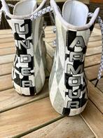 Under Armour Voetbal schoenen + Handschoenen, Overige typen, Maat L, Ophalen of Verzenden, Zo goed als nieuw
