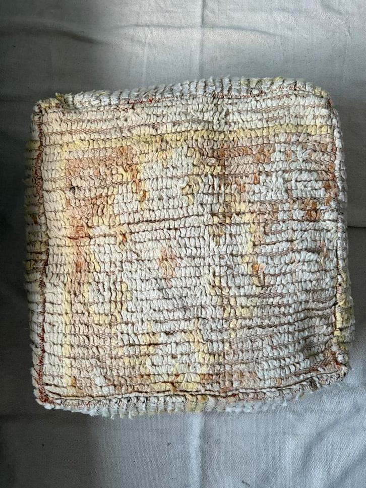 Marokkaanse vintage poef hoes wol, Huis en Inrichting, Banken | Voetenbanken en Poefen, Zo goed als nieuw, 50 tot 75 cm, Rond