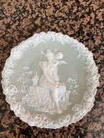 Schafer en Vater groen Jasperware wandbordje, Antiek en Kunst, Ophalen