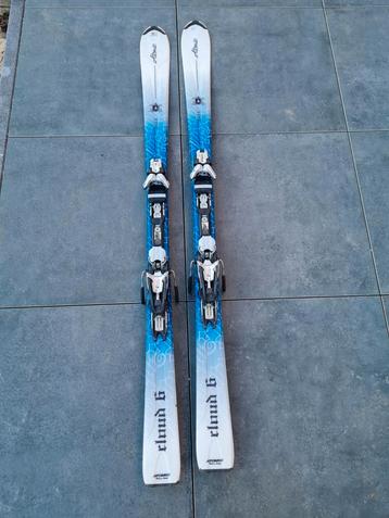 (dames) ski's  beschikbaar voor biedingen