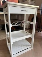Gratis - klein wijnrek kastje, Huis en Inrichting, Woonaccessoires | Wijnrekken, Ophalen, Gebruikt, Hout, 50 tot 75 cm