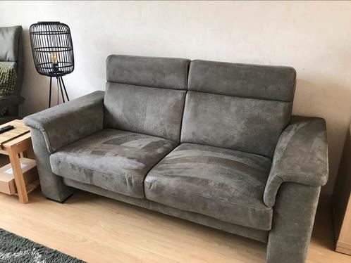 Mooie ruime 2 zitsbank, Huis en Inrichting, Banken | Bankstellen, Zo goed als nieuw, 200 tot 250 cm, 75 tot 100 cm, Ophalen of Verzenden