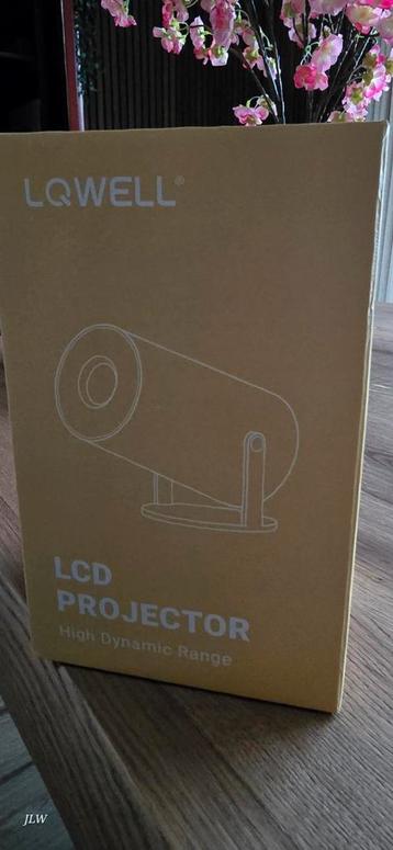LQwell LCD projector beschikbaar voor biedingen