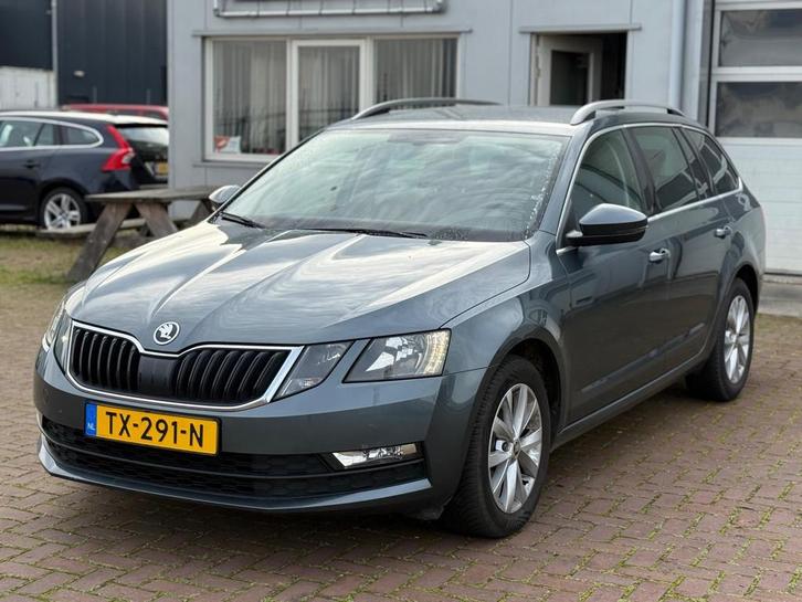 Skoda Octavia Combi 1.6 TDI Greentech Clever Edition Export, Auto's, Skoda, Bedrijf, Te koop, Octavia, ABS, Adaptive Cruise Control