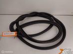 A1236700239 W123 RAAMRUBBER ACHTER NOS OEM MERCEDES-BENZ, Mercedes-Benz, Nieuw, Ophalen of Verzenden, Mercedes-Benz