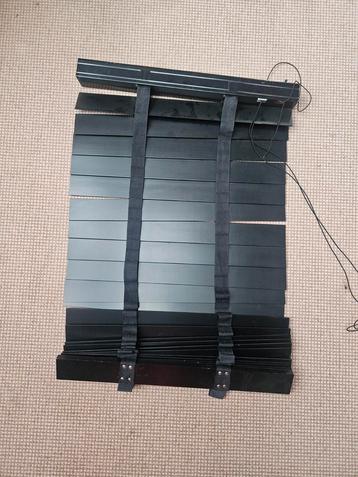 Zwarte Jaloezieën 600 x 1370 mm beschikbaar voor biedingen