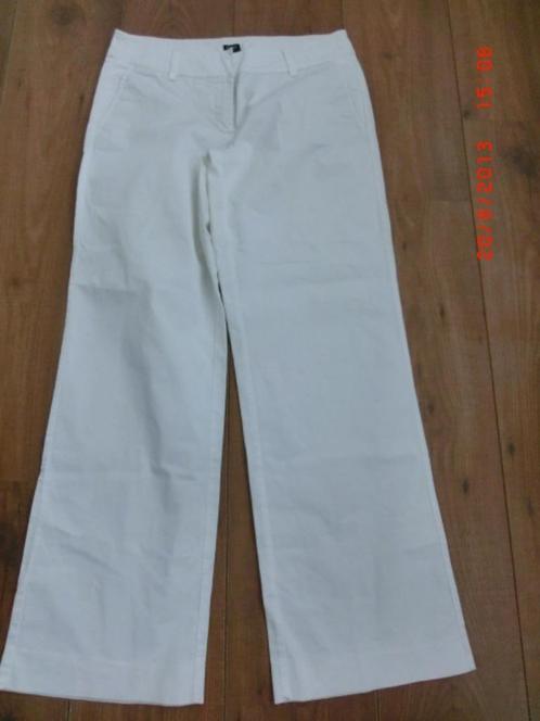 Esprit leuke witte pantalon maat 38., Kleding | Dames, Broeken en Pantalons, Zo goed als nieuw, Maat 38/40 (M), Wit, Lang, Ophalen of Verzenden