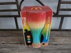 McDonald's Coca-Cola Regenboog Glas 2023 - Nieuw in doos, Verzamelen, Glas en Borrelglaasjes, Ophalen, Nieuw, Frisdrankglas