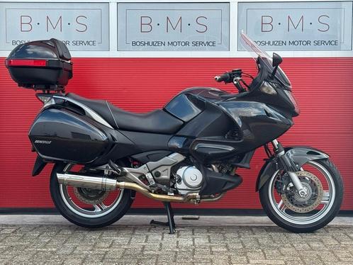 HONDA NT 700 V DEAUVILLE ABS (bj 2013), Motoren, Motoren | Honda, Bedrijf, Toermotor, meer dan 35 kW, 2 cilinders, Motorrijbewijs A