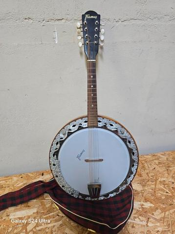 Framus-banjo is een Duits snaarinstrument  beschikbaar voor biedingen