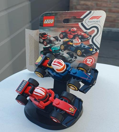 Standaard voor 2 lego formule 1 autootjes, Kinderen en Baby's, Speelgoed | Duplo en Lego, Nieuw, Ophalen of Verzenden