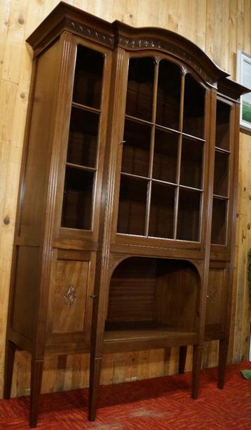 Art Deco gebogen Kast Display Meubel Design Wandkast Vitrine beschikbaar voor biedingen