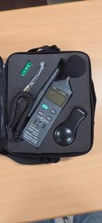Nieuwe 4 in1 meter; geluidsmeter, lichtmeter, vochtmeter, Doe-het-zelf en Verbouw, Meetapparatuur, Ophalen of Verzenden, Nieuw