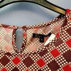 King Louie bordeaux rode jurk 2 tinten vakjes mt S nr 35891, Kleding | Dames, Jurken, ., Ophalen of Verzenden, Zo goed als nieuw