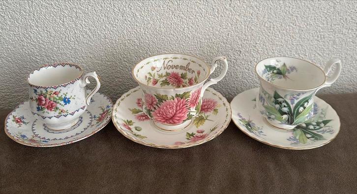 3 setjes Royal Albert, Antiek en Kunst, Antiek | Servies compleet, Ophalen of Verzenden