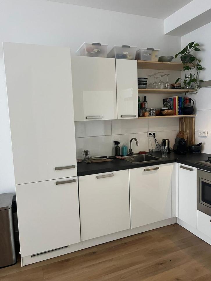 Witte Keuken met Apparatuur (zelf demonteren), Huis en Inrichting, Keuken | Complete keukens, Gebruikt, Hoekkeuken, Wit, Kunststof