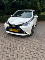 Toyota Aygo AUTOMAAT 1.0 Vvt-i 5D X-shift 2018 WIT, Auto's, 4 stoelen, Wit, 24 km/l, Particulier