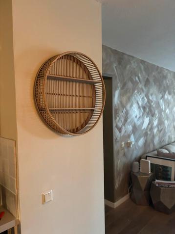 Ronde Wandkast Riet - 2 Plankjes beschikbaar voor biedingen