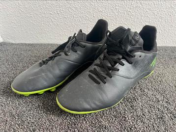 Kipsta voetbalschoenen, maat 41 beschikbaar voor biedingen