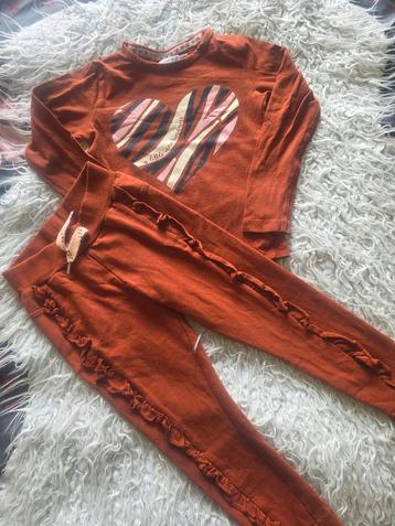 Kleding setje 2 delig van dirkje maat 98 beschikbaar voor biedingen