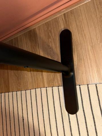 IKEA Bekant bureau 160x80 verstelbaar - afbeelding 4