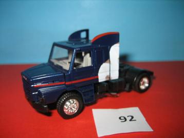 Tr-92  Truck  SCANIA hauber in Navy  Herpa beschikbaar voor biedingen