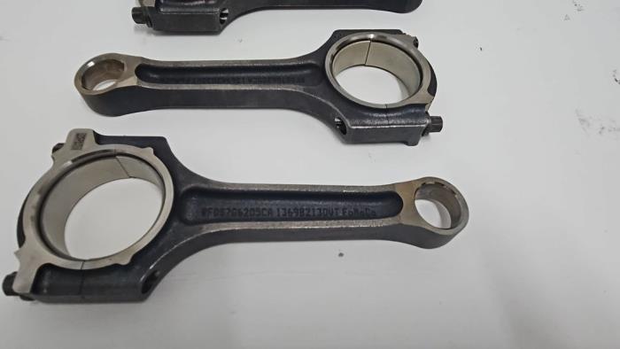 Drijfstang van een Ford Focus, Auto-onderdelen, Motor en Toebehoren, Ford, Gebruikt, 3 maanden garantie, Ophalen of Verzenden