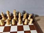 Houten Schaakbord met Grote Schaakstukken, Hobby en Vrije tijd, Gezelschapsspellen | Bordspellen, Ophalen of Verzenden, Gebruikt